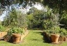 Gowrie Little Plainformal-gardens-2.jpg; ?>